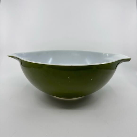 Vintage Pyrex 444 Cinderella Mixing Bowl Bakeware Kitchenware Verde Olive Green - Picture 5 of 10